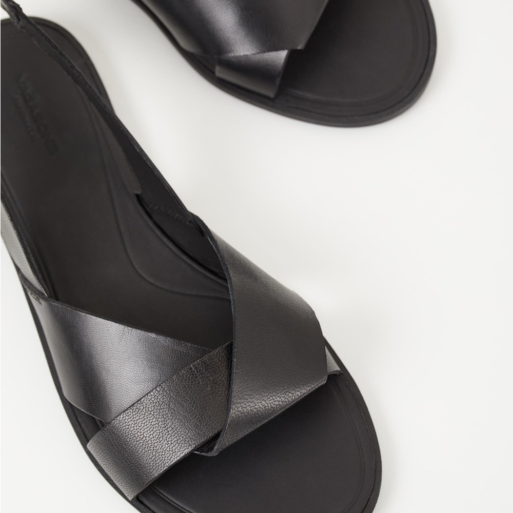Vagabond Tia 2.0 Size 7 sling back sandals